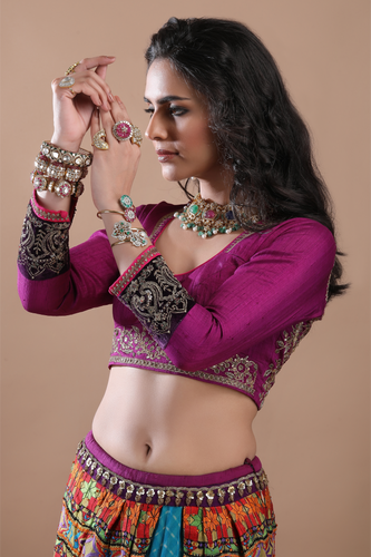 14K GOLD BRACELET STUDDED WITH  POLKI & DIAMONDS