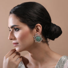 Load image into Gallery viewer, 18K GOLD EARRINGS STUDDED WITH DIAMOND &amp; EMERALDS