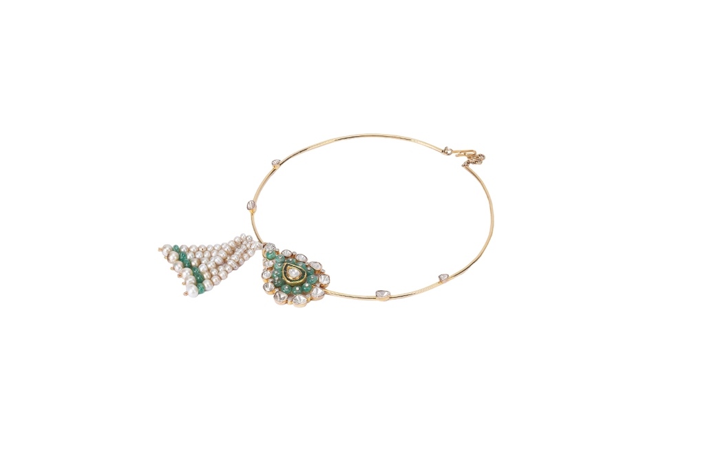 18K GOLD  POLKI FUSION NECKLACE STUDDED WITH EMERALD AND PEARL HANGGINGS