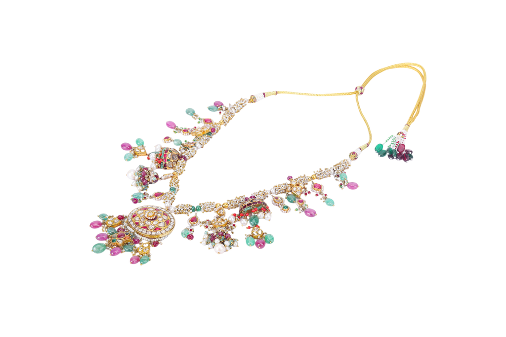 22K GOLD NECKLACE STUDDED WITH NATURAL GEM STONE AND UNCUT DIAMONDS