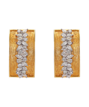 Load image into Gallery viewer, 14K GOLD EARRINGS STUDDED WITH NATURAL DIAMONDS