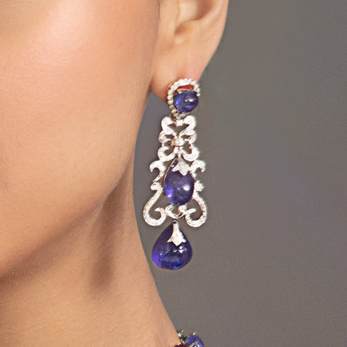 Tasveer Long Earrings With Diamonds And Tanzanite
