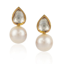 Load image into Gallery viewer, Boutique Kundan White Pan Studs