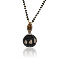 Load image into Gallery viewer, Black Round Mangalsutra