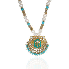 Load image into Gallery viewer, Boutique Kundan Turquoise Chand Pendant