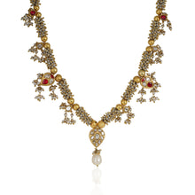 Load image into Gallery viewer, Boutique Kundan Red Leaf Necklace