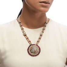 Load image into Gallery viewer, Boutique Kundan Red Round Pendant