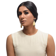 Load image into Gallery viewer, Boutique Kundan Silver Drop Long Earrings