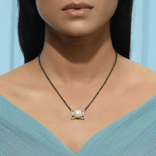 White Rectangle Mangalsutra