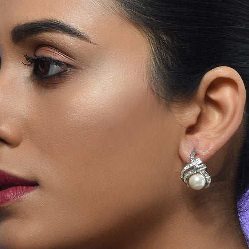 Oh So Luxe White Round Studs